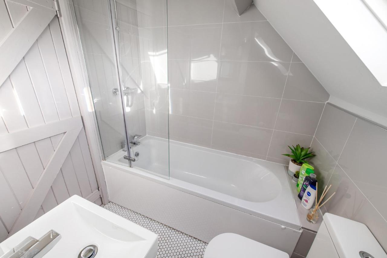 Beautiful 2 Bedroom Cottage In Oxton Oxton  Eksteriør bilde